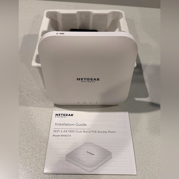Netgear WAX214 WiFi 6 Dual-Band AX1800 Speed Wireless Access Point - Picture 7 of 9